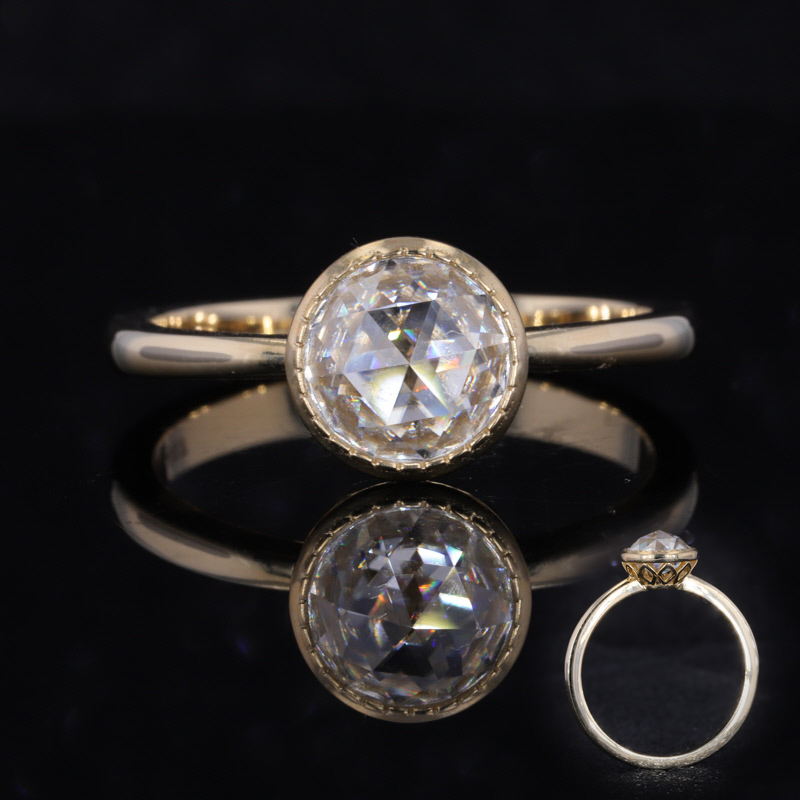 Moissanite Ring - Anello di fidanzamento in oro giallo