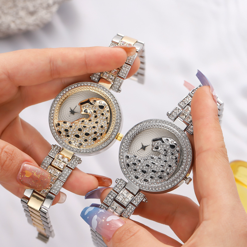 Orologio da Donna UTHAI H30 co - Jewels On Watches recensione e prezzo