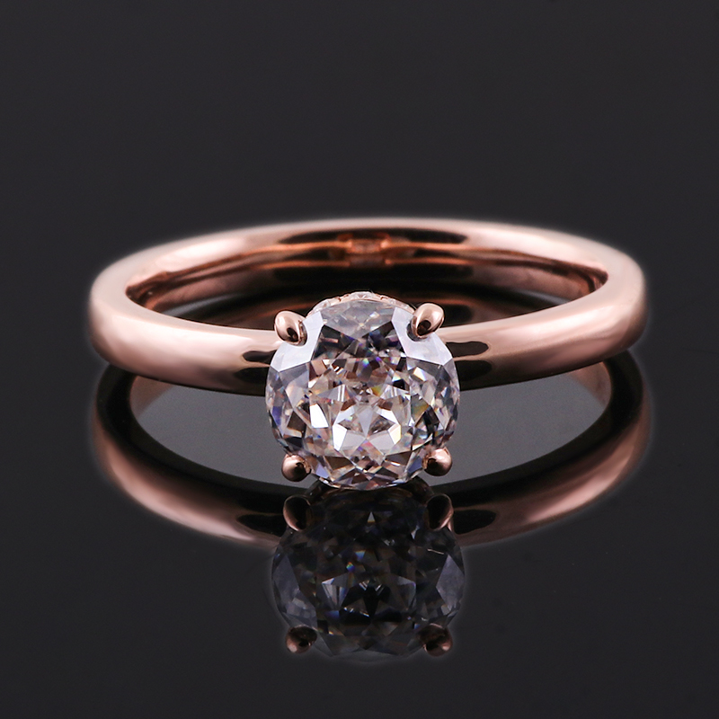 Anello solitario Halo in argen - Moissanite Ring recensione e prezzo