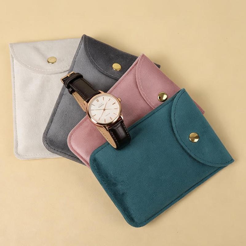Custodia Portatile per Orologi - Jewels On Watches recensione e prezzo