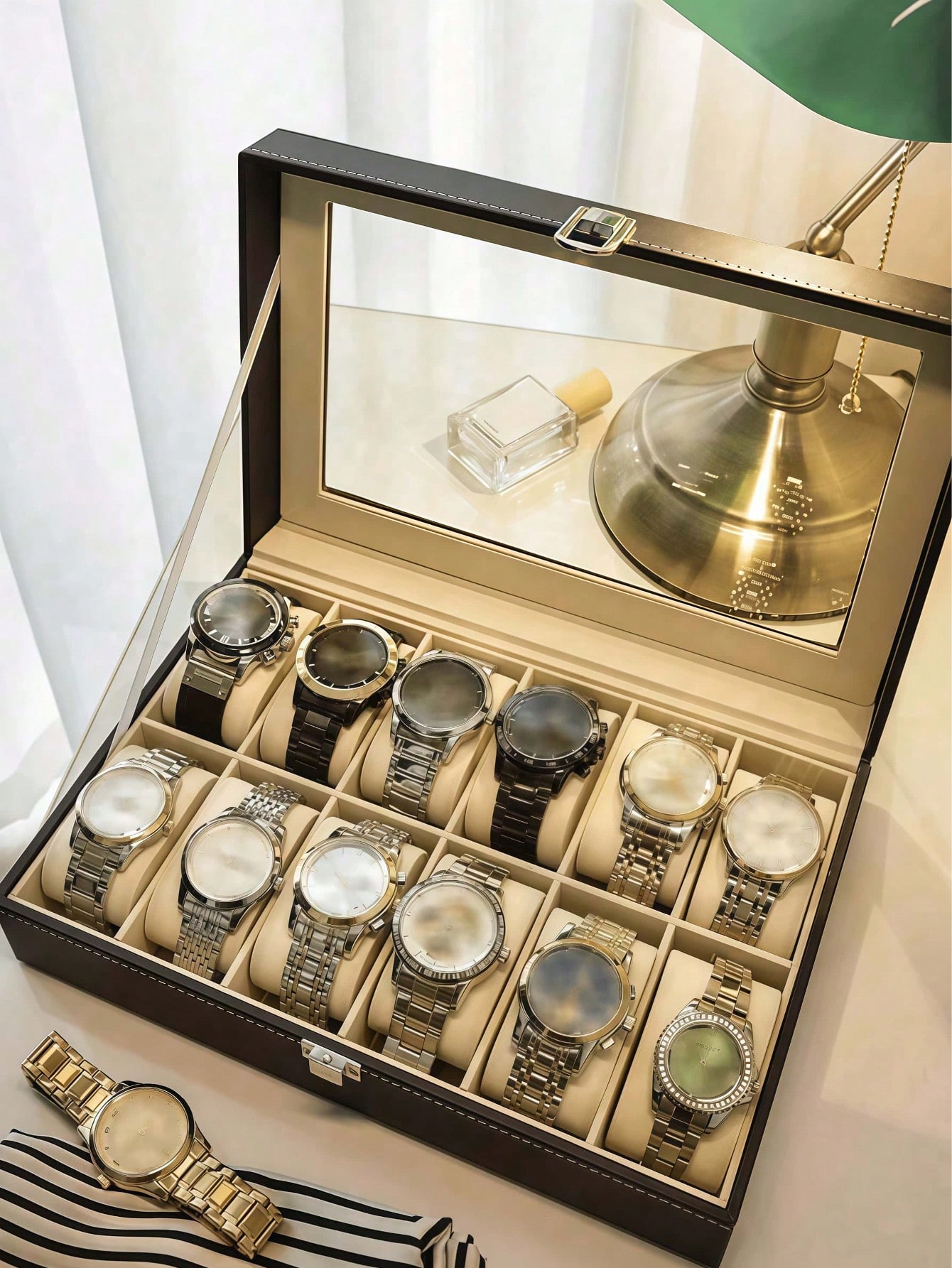 Scatola Porta Orologi in Pelle - Jewels On Watches recensione e prezzo