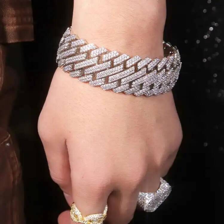 Yu Ying Gemme Gioielli dal des - Icebox Jewelry Watches recensione e prezzo