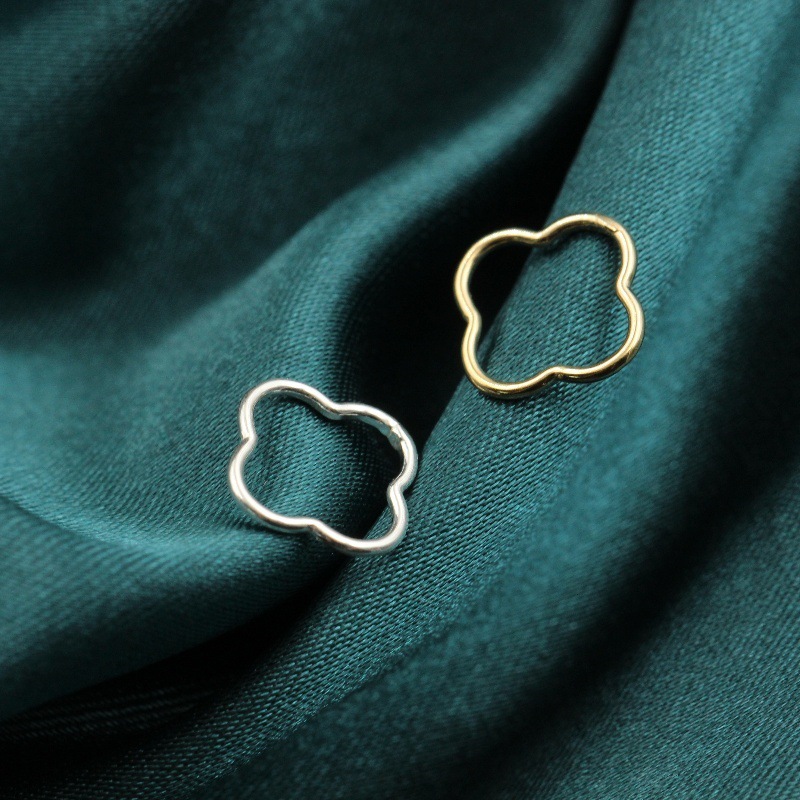 Anello a Quadrifoglio da 10mm  - Sterling Silver Ring recensione e prezzo